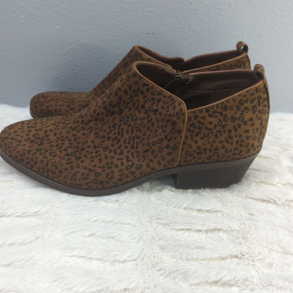 Eva & Zoe Women's Cheetah Print Faux-Suede Ankle Boots Size 11 - Picture 4 of 10